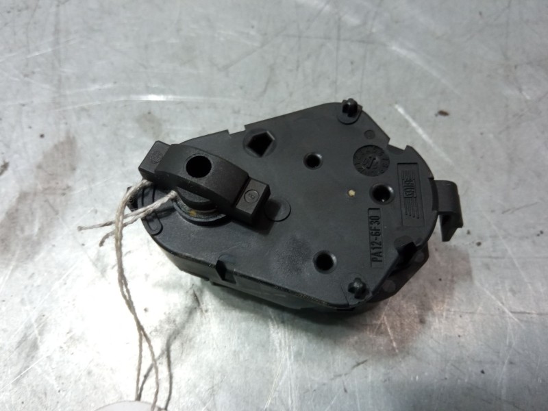 Recambio de motor apertura trampillas climatizador para bmw x5 (e53) 3.0 d referencia OEM IAM   