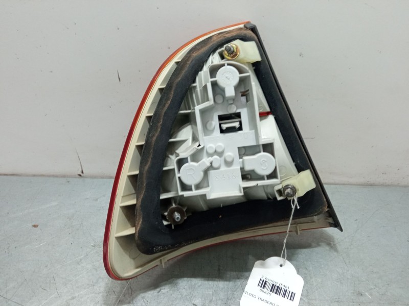 Recambio de piloto trasero derecho para bmw 3 touring (e46) 318 i referencia OEM IAM   