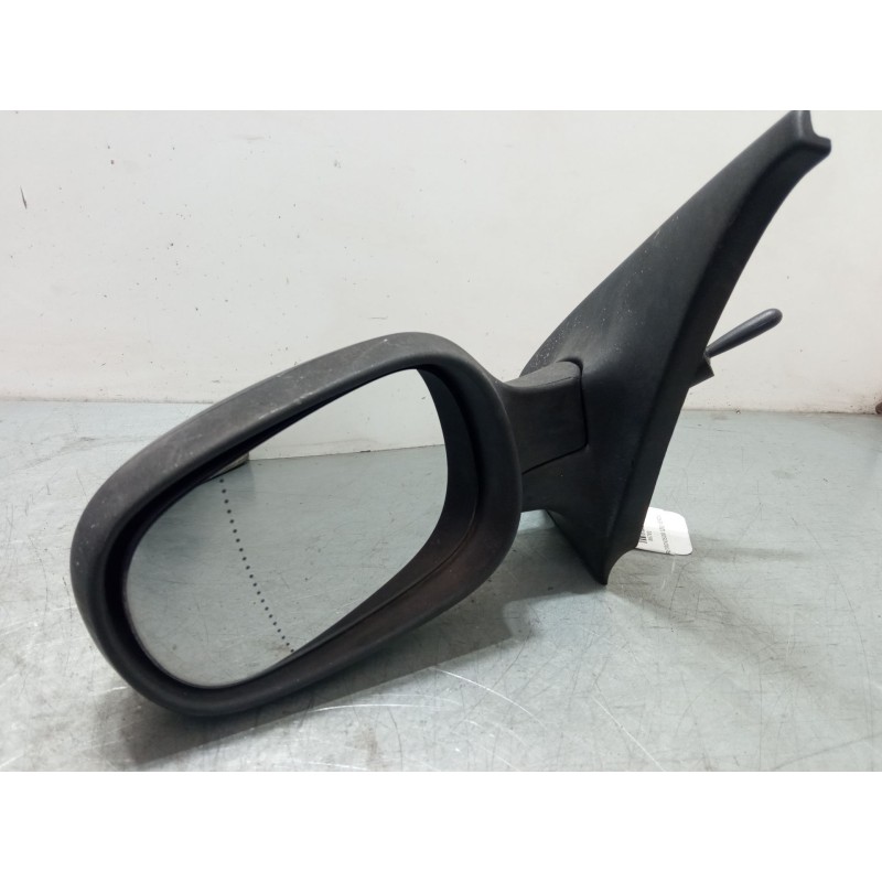 Recambio de retrovisor izquierdo para renault clio ii (bb_, cb_) 1.5 dci (b/cb07) referencia OEM IAM   