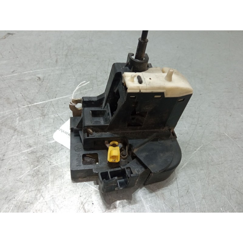 Recambio de cerradura puerta delantera izquierda para renault clio ii (bb_, cb_) 1.5 dci (b/cb07) referencia OEM IAM   