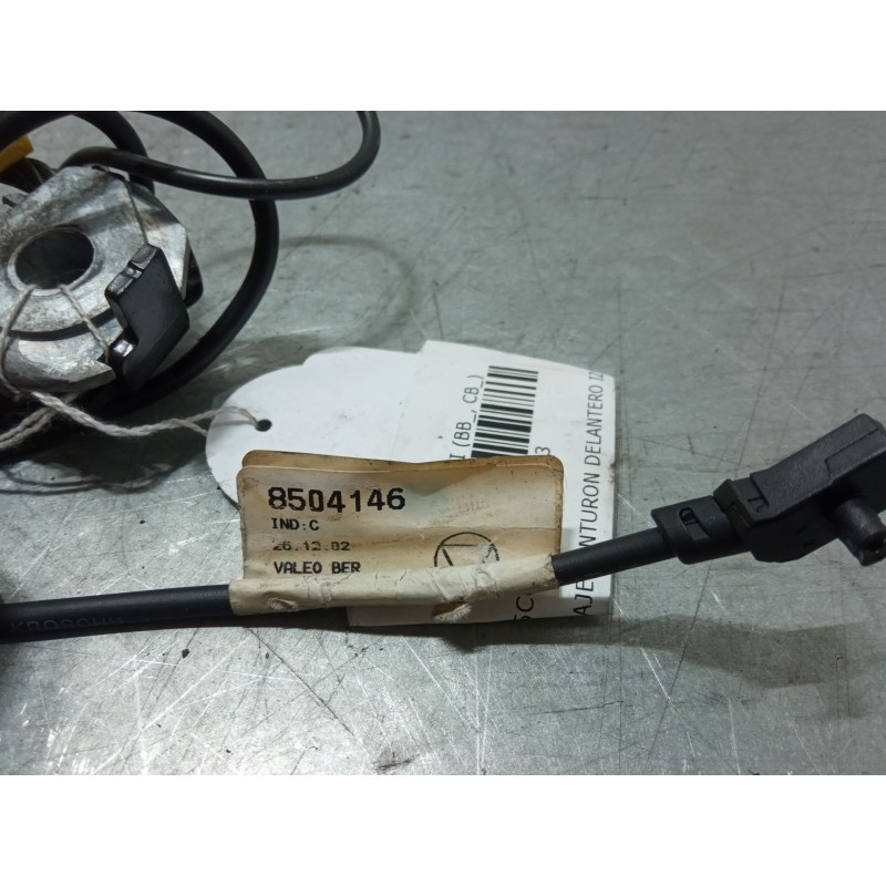 Recambio de anclaje cinturon delantero izquierdo para renault clio ii (bb_, cb_) 1.5 dci (b/cb07) referencia OEM IAM   