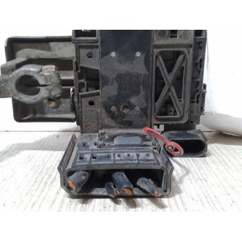 CAJA RELES / FUSIBLES 1J0 937 549 