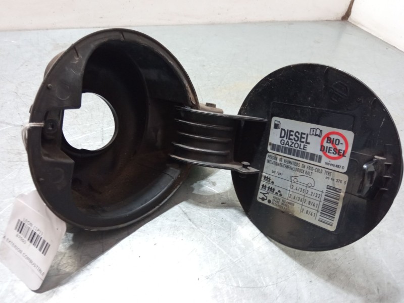 Recambio de tapa exterior combustible para seat leon (1p1) 1.6 tdi referencia OEM IAM   