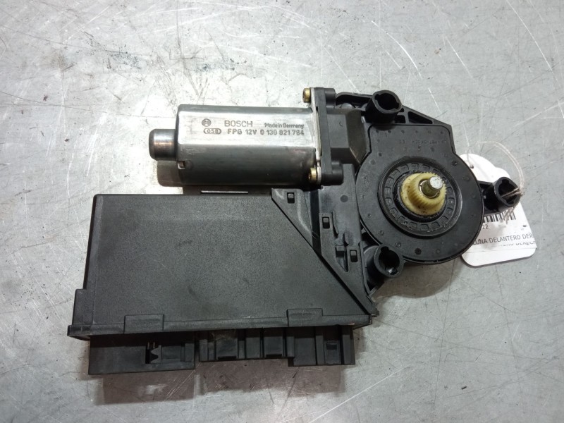 Recambio de motor elevaluna delantero derecho para audi a4 b6 (8e2) 2.0 fsi referencia OEM IAM 8E1959802B  5WK47006DBF