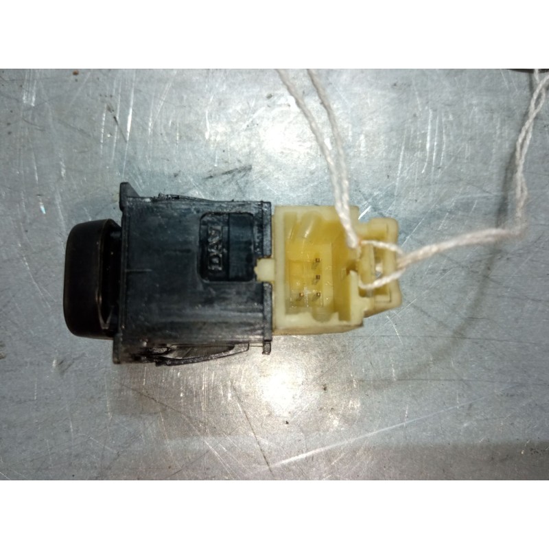 Recambio de mando elevalunas delantero izquierdo para citroën xsara (n1) 2.0 hdi 90 referencia OEM IAM   mando confort