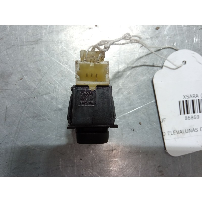 Recambio de mando elevalunas delantero derecho para citroën xsara (n1) 2.0 hdi 90 referencia OEM IAM   mando confort