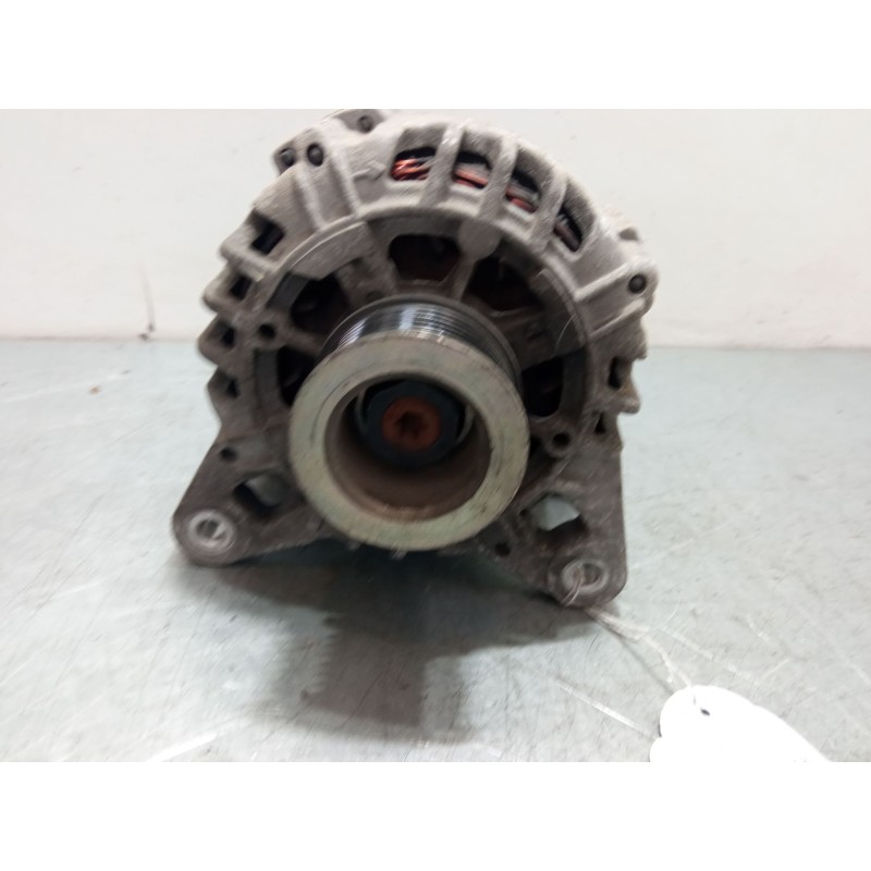Recambio de alternador para renault clio iii (br0/1, cr0/1) 1.2 16v (br0p, cr0p) referencia OEM IAM 8200654541C  