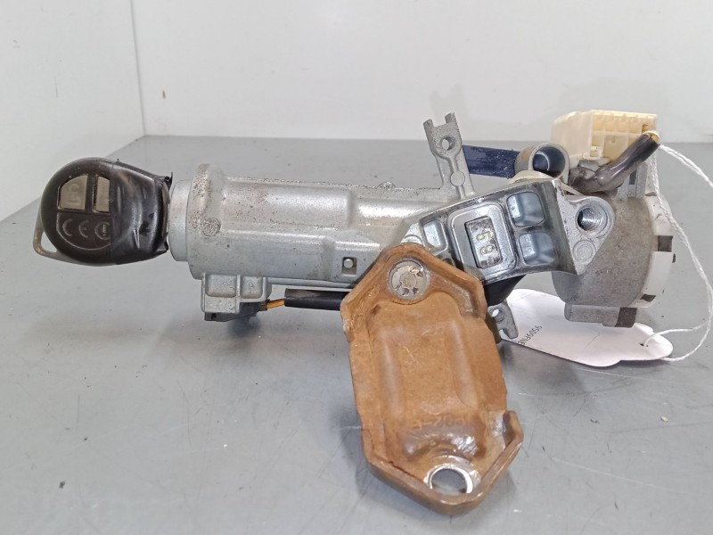 Recambio de clausor para suzuki swift iii (mz, ez) 1.3 (rs 413) referencia OEM IAM   