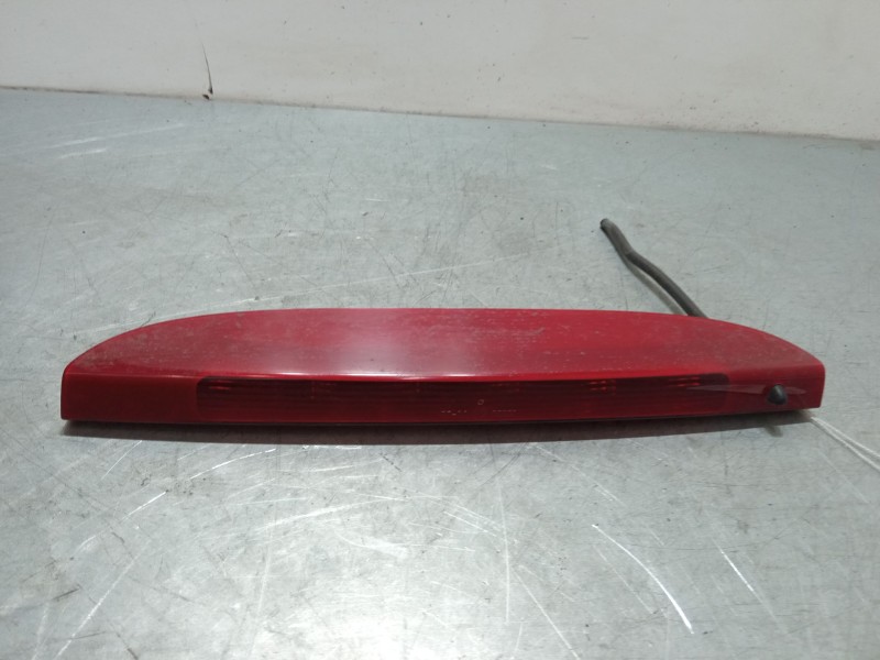 Recambio de luz central de freno para renault clio iii (br0/1, cr0/1) 1.2 16v (br0p, cr0p) referencia OEM IAM 8200618714  