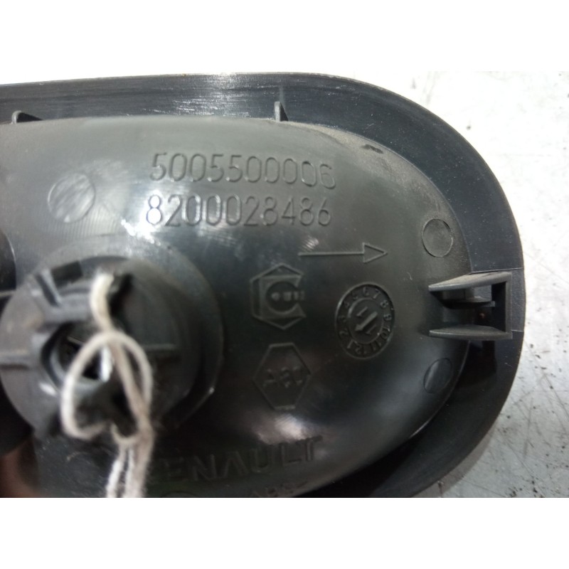 Recambio de maneta interior delantera derecha para renault clio iii (br0/1, cr0/1) 1.2 16v (br0p, cr0p) referencia OEM IAM   