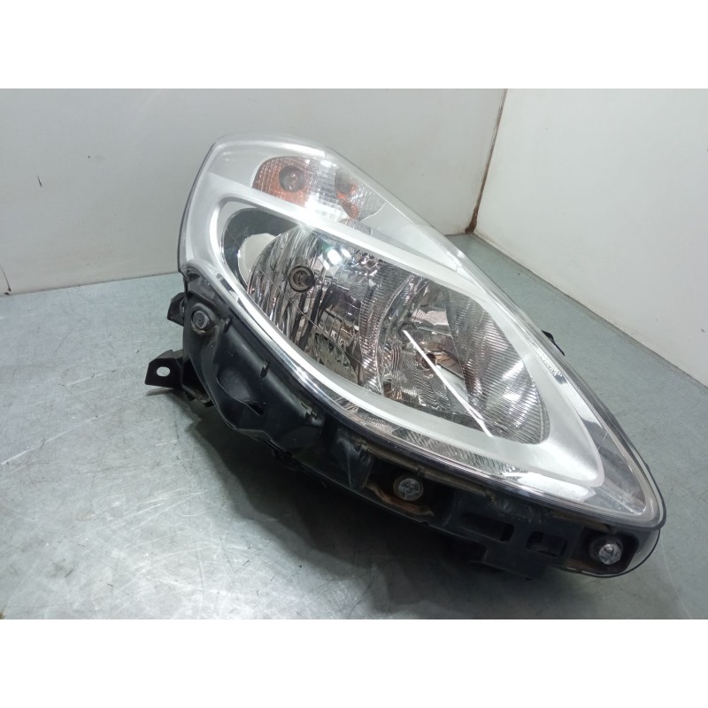 Recambio de faro derecho para renault clio iii (br0/1, cr0/1) 1.2 16v (br0p, cr0p) referencia OEM IAM   