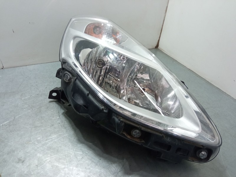 Recambio de faro derecho para renault clio iii (br0/1, cr0/1) 1.2 16v (br0p, cr0p) referencia OEM IAM   