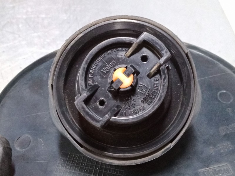 Recambio de tapon combustible para renault kangoo (kc0/1_) 1.4 (kc0c, kc0h, kc0b, kc0m) referencia OEM IAM   