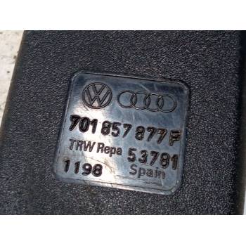 ANCLAJE CINTURON DELANTERO DERECHO 701857877F 