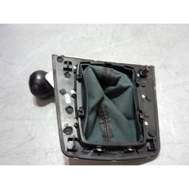 Recambio de pomo palanca cambio para audi a4 b6 avant (8e5) 2.5 tdi quattro referencia OEM IAM 8E0864261  