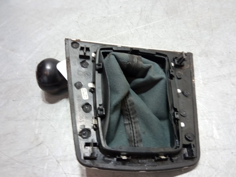 Recambio de pomo palanca cambio para audi a4 b6 avant (8e5) 2.5 tdi quattro referencia OEM IAM 8E0864261  