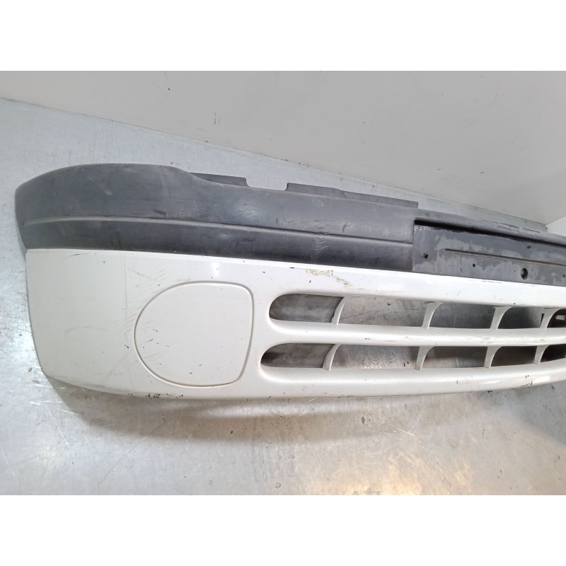 Recambio de paragolpes delantero para renault clio ii (bb_, cb_) 1.2 (bb0a, bb0f, bb10, bb1k, bb28, bb2d, bb2h, cb0a,... referen
