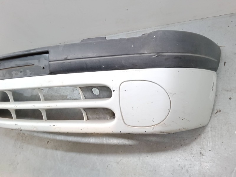 Recambio de paragolpes delantero para renault clio ii (bb_, cb_) 1.2 (bb0a, bb0f, bb10, bb1k, bb28, bb2d, bb2h, cb0a,... referen