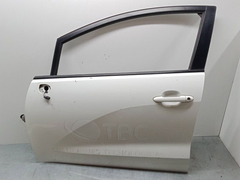 Recambio de puerta delantera izquierda para kia rio iii (ub) 1.1 crdi referencia OEM IAM   