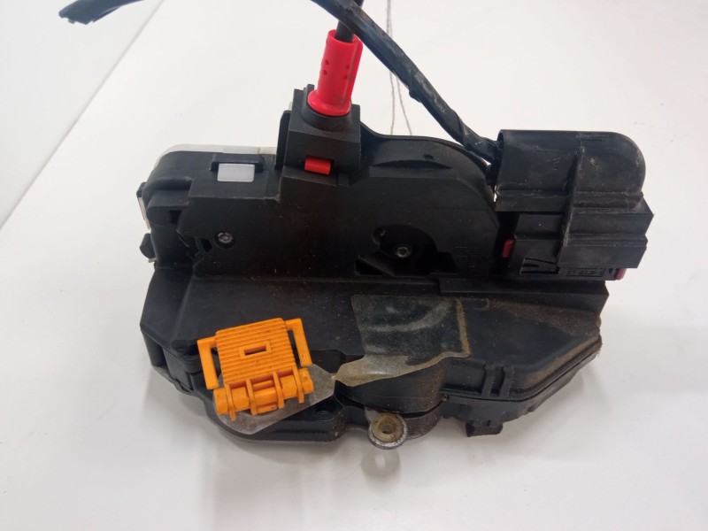 Recambio de cerradura puerta delantera izquierda para opel zafira tourer c (p12) 1.6 cdti (75) referencia OEM IAM   