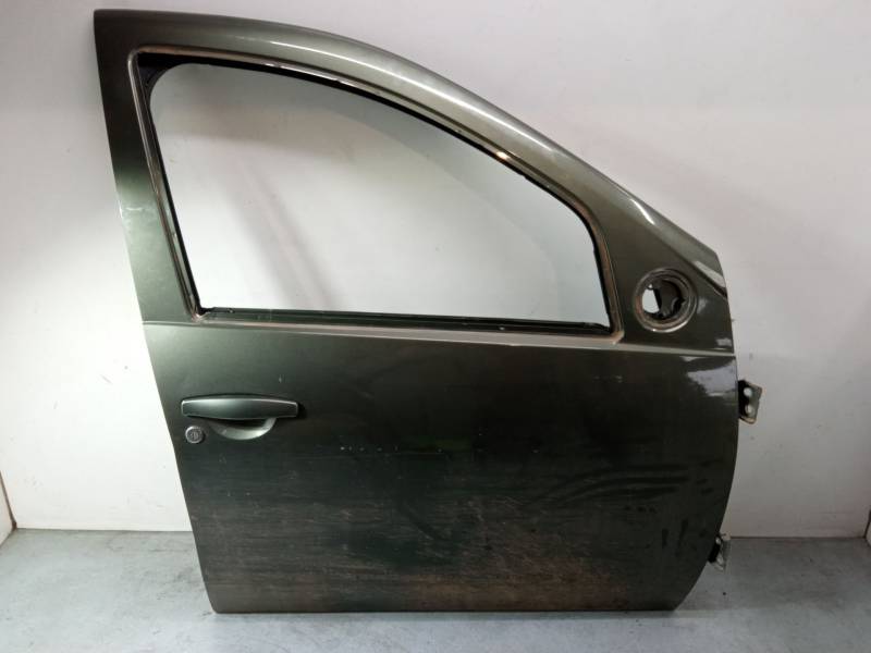 PUERTA DELANTERA DERECHA 801006719R 