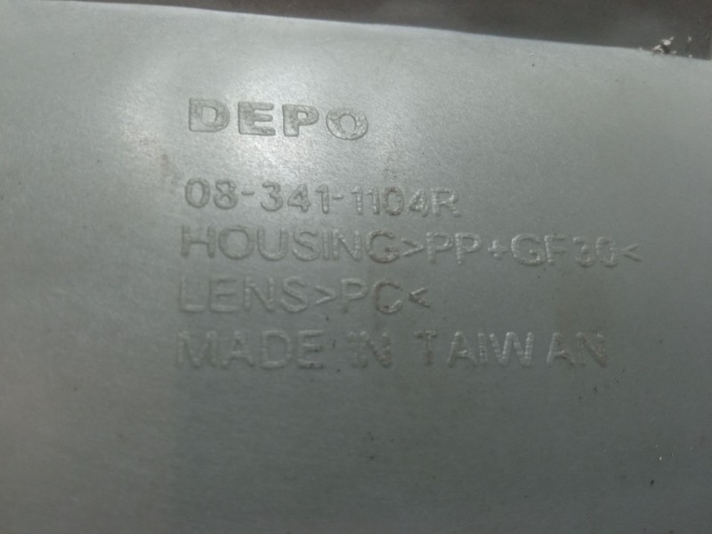 Recambio de faro derecho para volkswagen new beetle (9c1, 1c1) 2.0 referencia OEM IAM 1C0941030D  083411104R