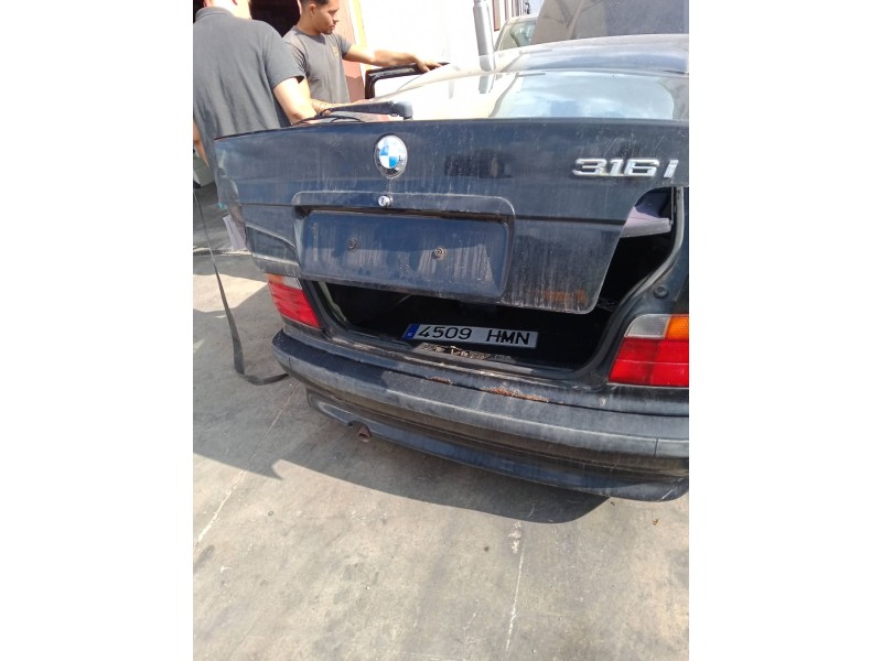 bmw 3 compact (e36) del año 2012