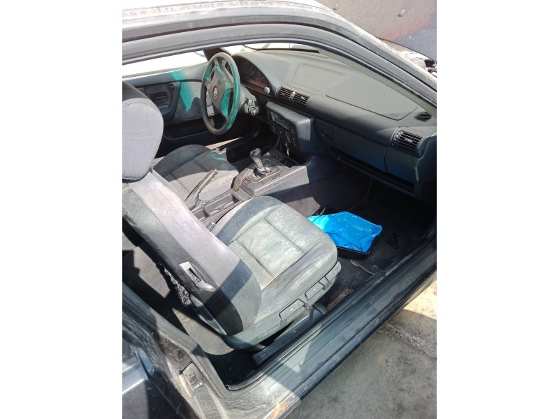 bmw 3 compact (e36) del año 2012