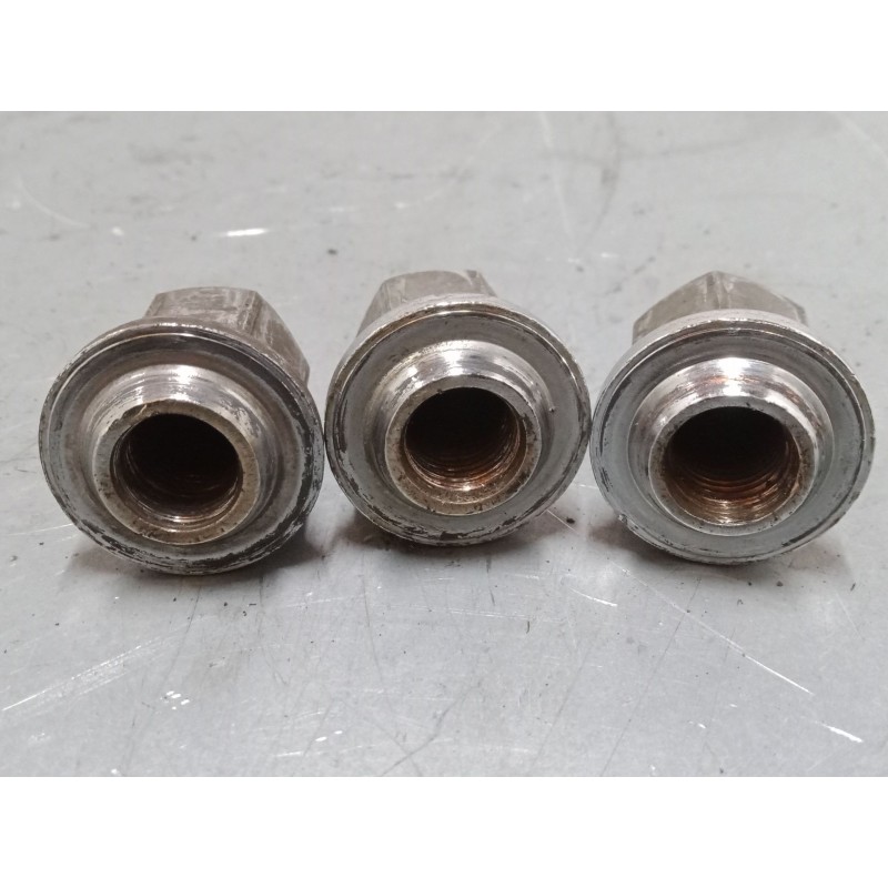 Recambio de pack 3 tornillos renault llanta chapa vaso19 para renault 12 variable (117_, 133_) 1.3 (1170) referencia OEM IAM   