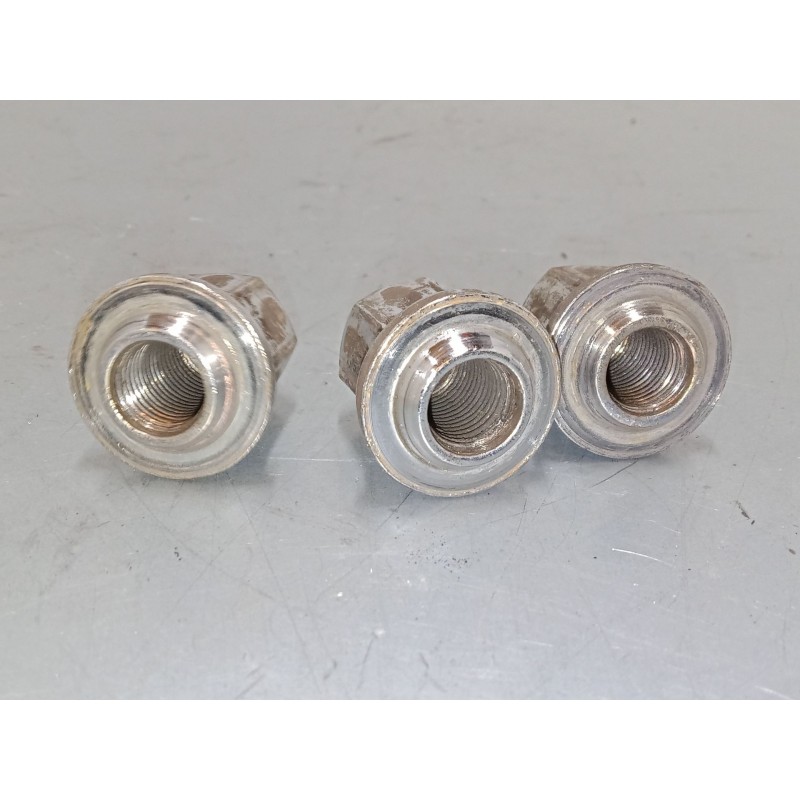 Recambio de pack 3 tornillos renault llanta chapa vaso19 para renault 12 variable (117_, 133_) 1.3 (1170) referencia OEM IAM   