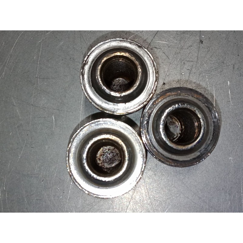 Recambio de pack 3 tornillos renault llanta chapa vaso19 para renault 12 variable (117_, 133_) 1.3 (1170) referencia OEM IAM   