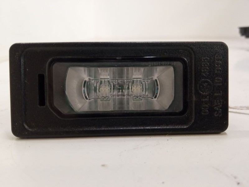 Recambio de piloto matricula para audi a1 sportback (8xa, 8xf) 1.2 tfsi referencia OEM IAM   