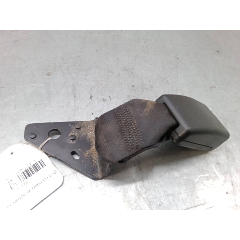 Recambio de anclaje cinturon trasero izquierdo para peugeot 208 i (ca_, cc_) 1.2 vti 82 referencia OEM IAM   