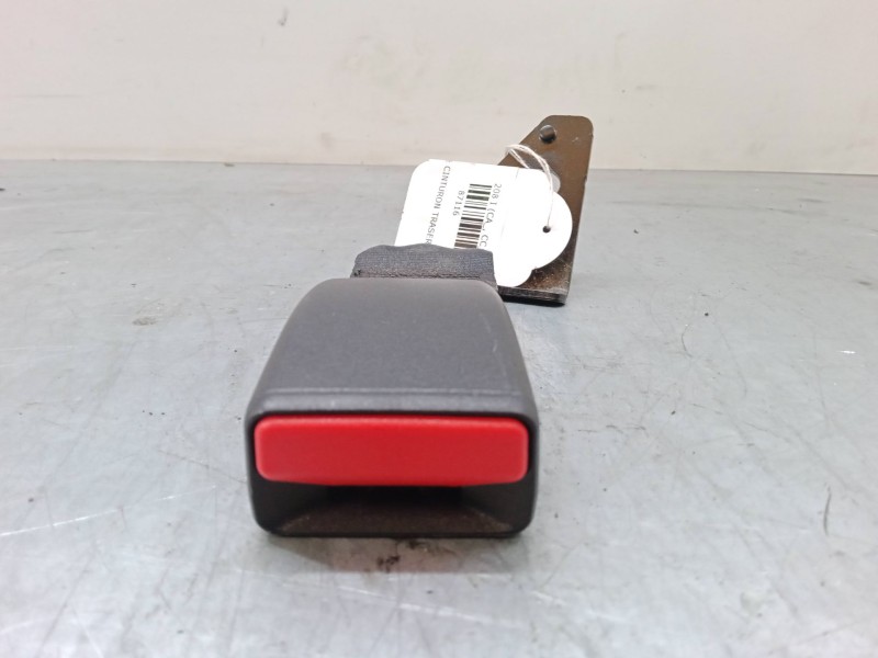 Recambio de anclaje cinturon trasero izquierdo para peugeot 208 i (ca_, cc_) 1.2 vti 82 referencia OEM IAM   