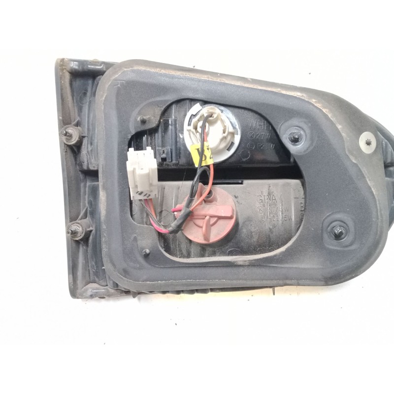 Recambio de piloto trasero porton derecho para hyundai h-1 / starex autobús (a1) 2.5 tci referencia OEM IAM   