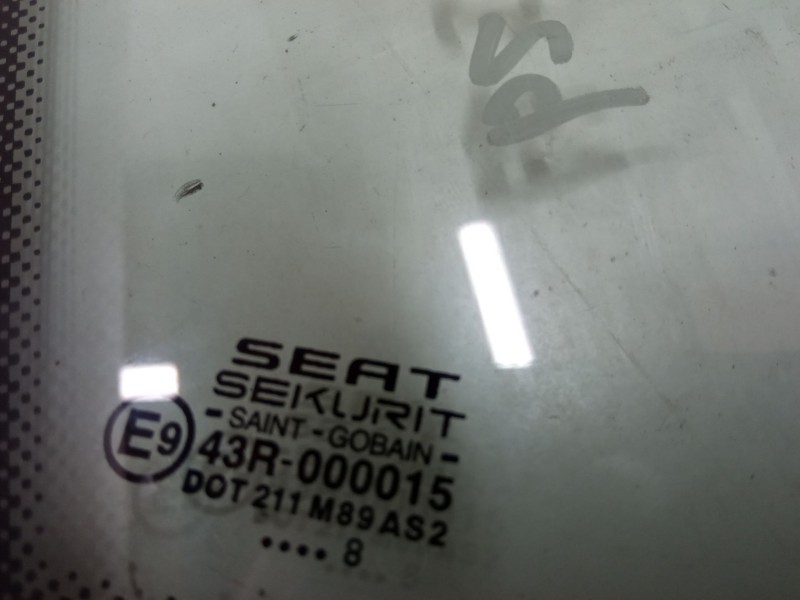 Recambio de luna custodia trasera izquierda para seat ibiza iii (6l1) 1.2 12v referencia OEM IAM   