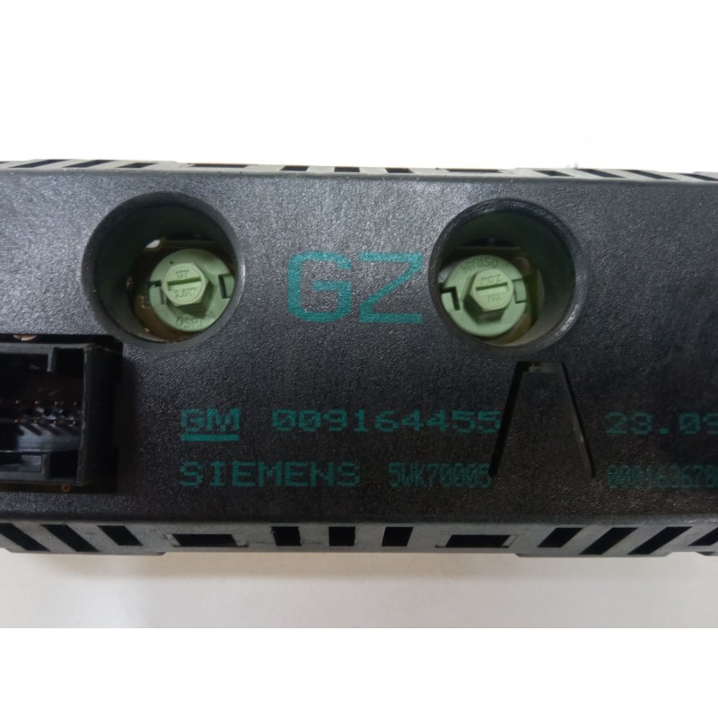 Recambio de pantalla interior reloj para opel corsa c (x01) 1.2 (f08, f68) referencia OEM IAM 009164455  5WK70005