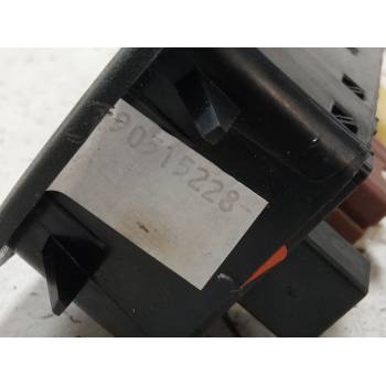MANDO ELEVALUNAS DELANTERO IZQUIERDO 90515228 