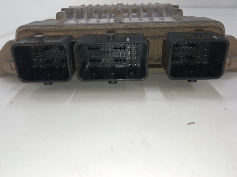 Recambio de centralita motor uce para citroën c2 (jm_) 1.4 hdi referencia OEM IAM 9660300280  9653451880