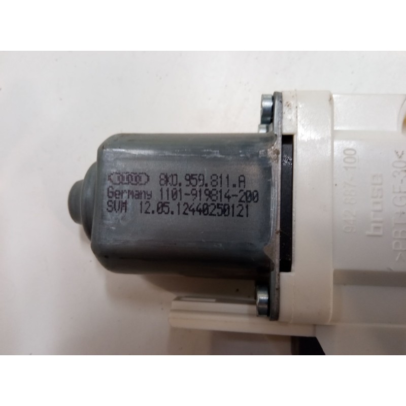 Recambio de motor elevaluna trasero derecho para audi a1 sportback (8xa, 8xf) 1.2 tfsi referencia OEM IAM 8K0959811A  