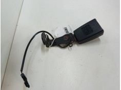Recambio de anclaje cinturon trasero izquierdo para audi a1 sportback (8xa, 8xf) 1.2 tfsi referencia OEM IAM 8X4857739C