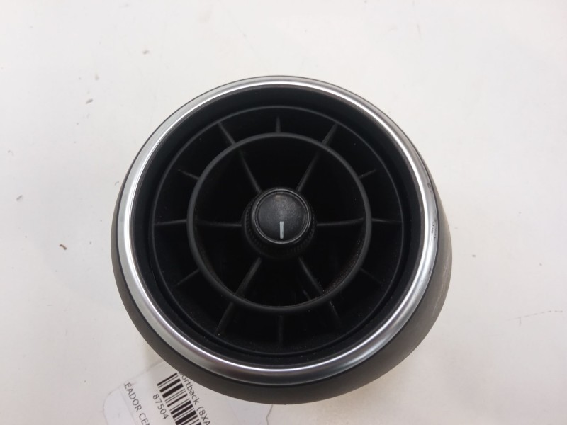 Recambio de aireador central derecho para audi a1 sportback (8xa, 8xf) 1.2 tfsi referencia OEM IAM 8X1820951  