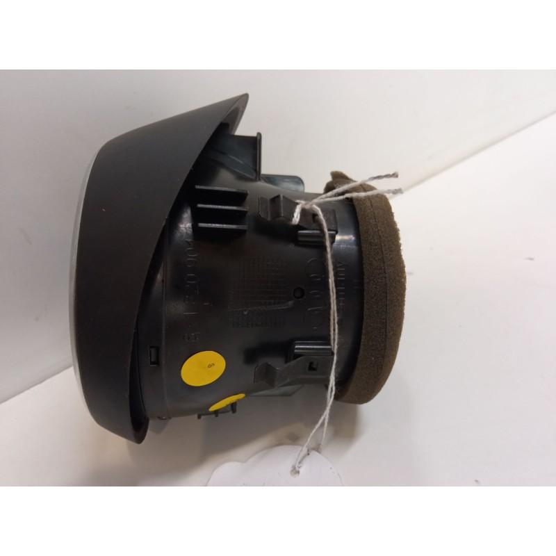 Recambio de aireador izquierdo para audi a1 sportback (8xa, 8xf) 1.2 tfsi referencia OEM IAM 8X1820901  