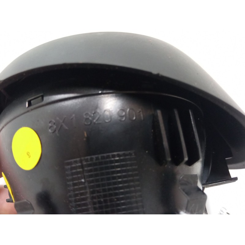 Recambio de aireador izquierdo para audi a1 sportback (8xa, 8xf) 1.2 tfsi referencia OEM IAM 8X1820901  