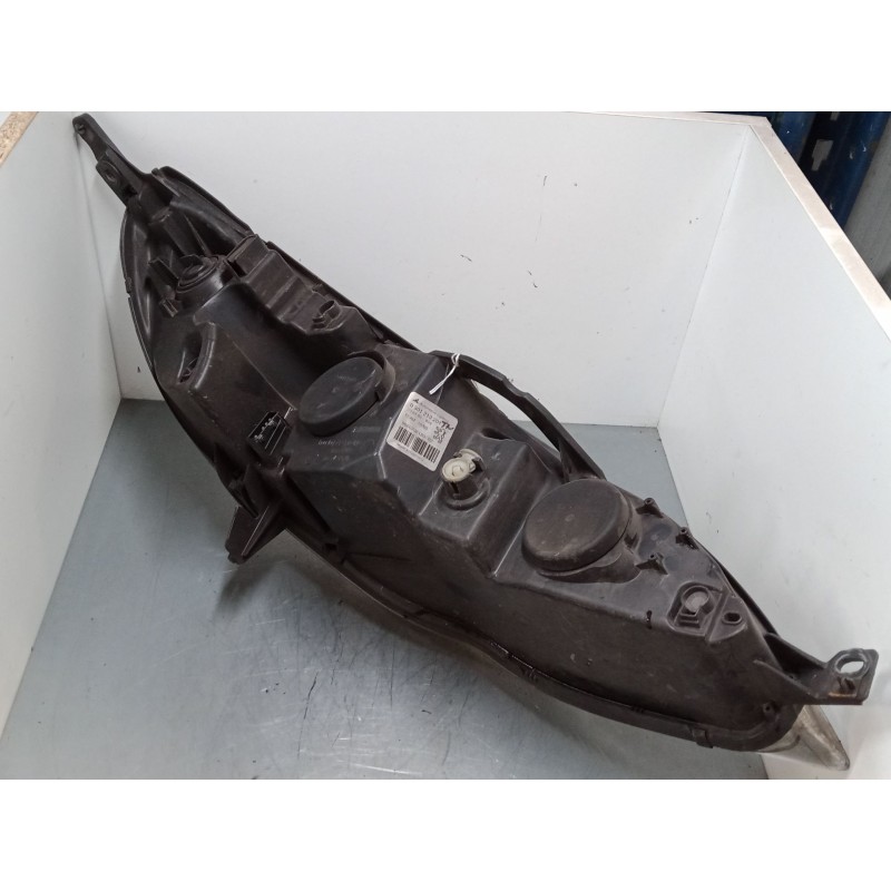 Recambio de faro izquierdo para peugeot 407 (6d_) 2.0 16v (6drfjc, 6drfje, 6drfjf) referencia OEM IAM 9660236180  0301213201