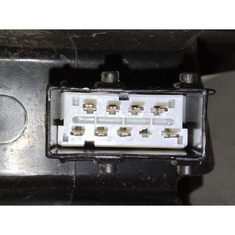 Recambio de faro derecho para peugeot 407 (6d_) 2.0 16v (6drfjc, 6drfje, 6drfjf) referencia OEM IAM 9660235980  0301213202