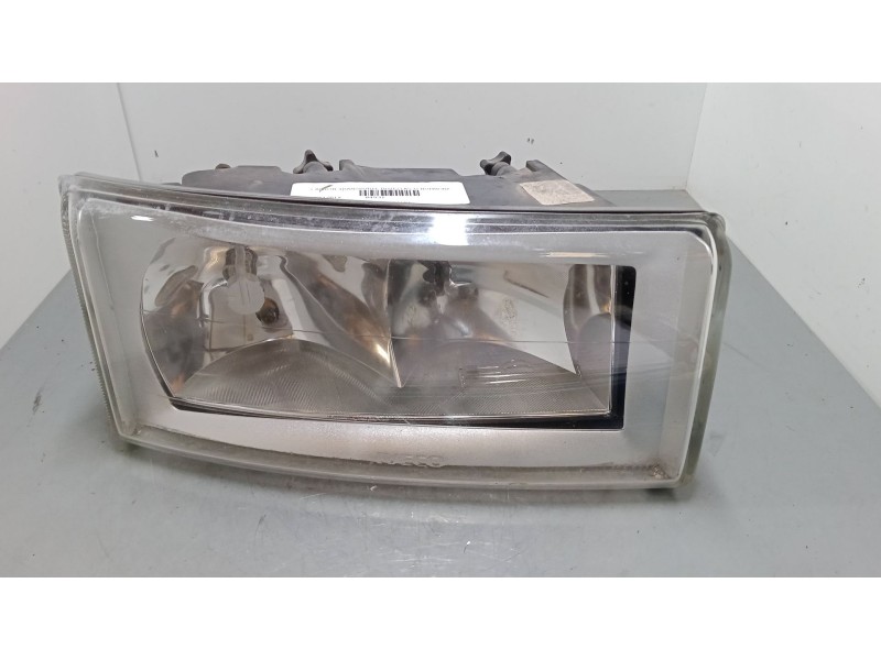 Recambio de faro derecho para iveco camion transporte botellas o bombonas 50c15 referencia OEM IAM   