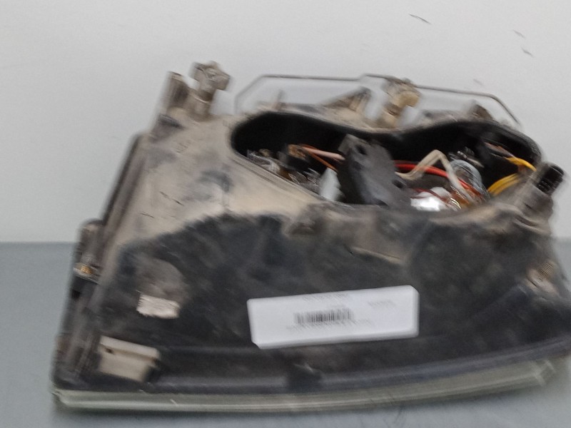 Recambio de faro derecho para iveco daily ii caja/chasis 35-12 k (15130311, 15130411, 15131111, 15131204,... referencia OEM IAM 