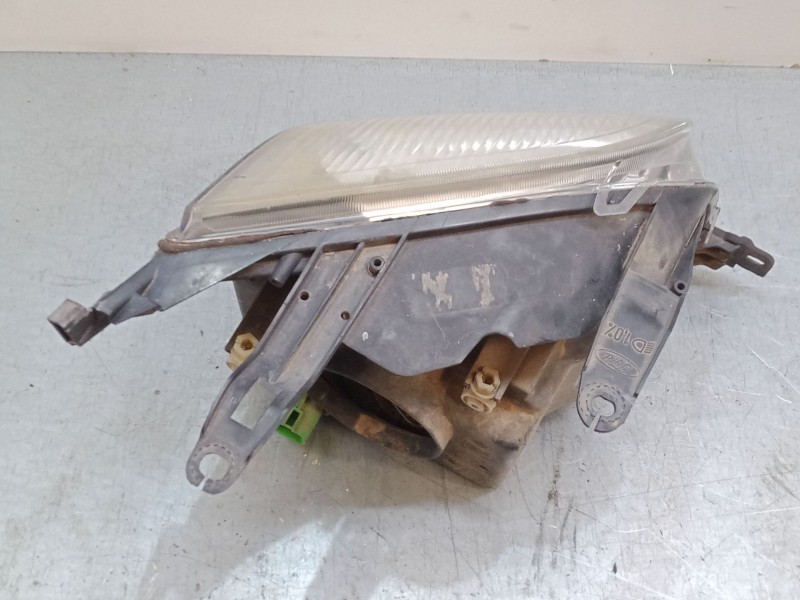 Recambio de faro izquierdo para ford fusion (ju_) 1.6 referencia OEM IAM 24689700l  
