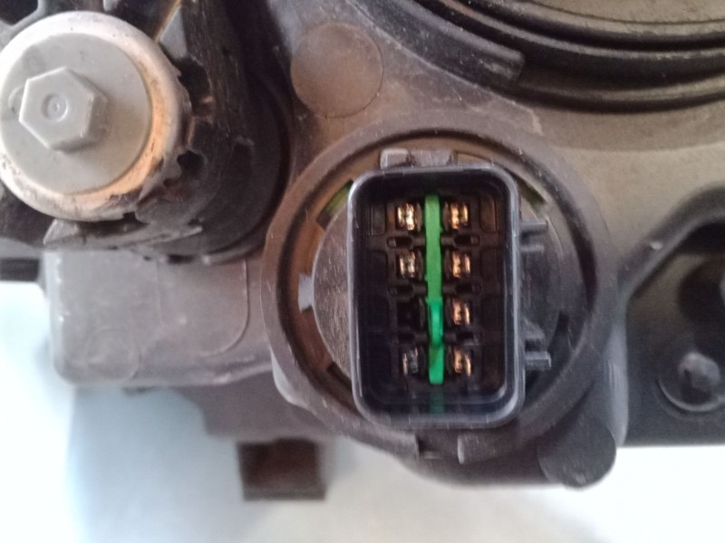 Recambio de faro derecho para kia rio iii (ub) 1.1 crdi referencia OEM IAM 921021WXXX  